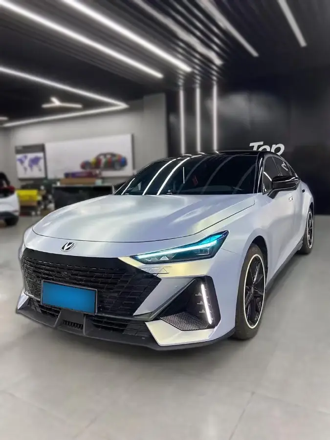 2022 ChangAn UNI-V 1.5T 188HP L4 7DCT