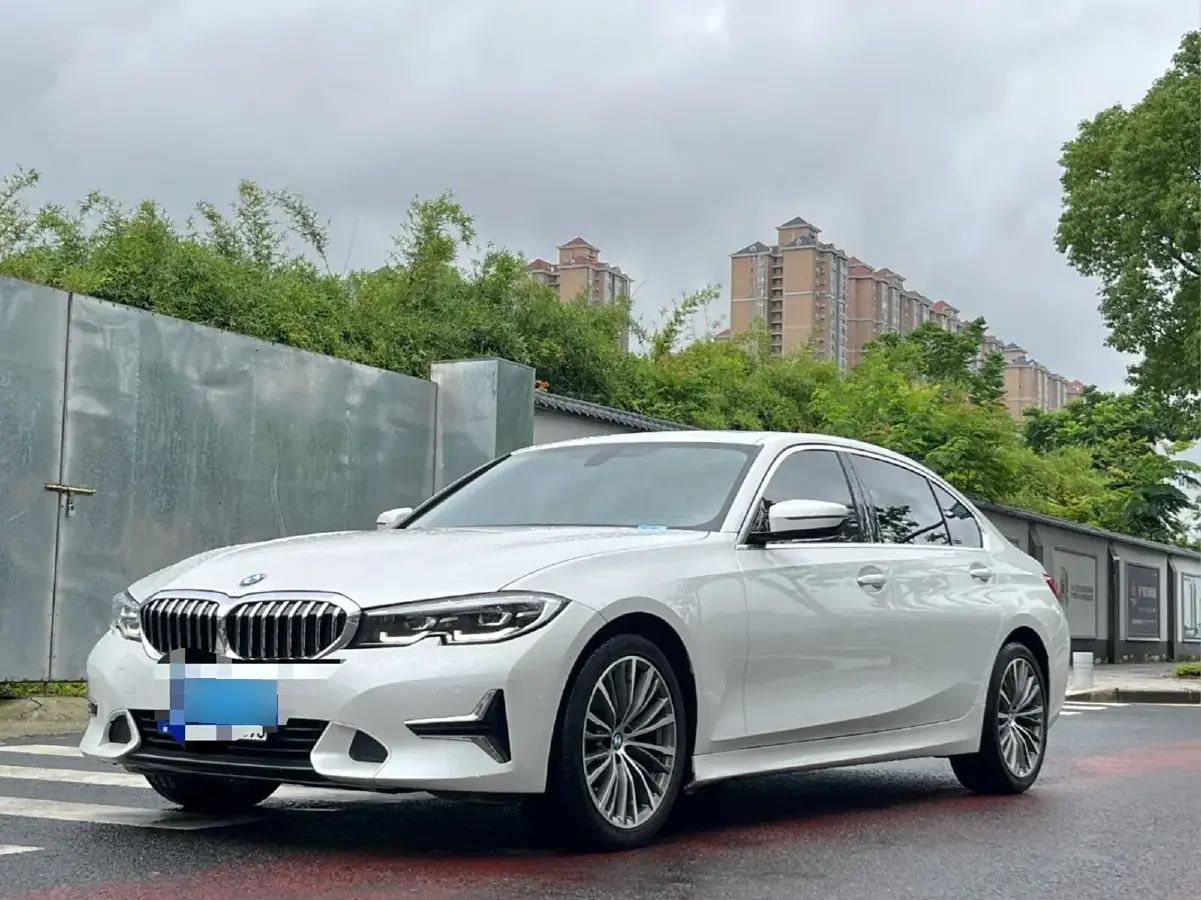 2020 BMW 3 Series 2.0T 184HP L4 8AT