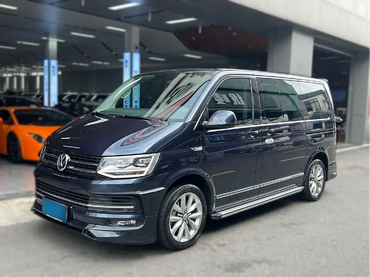 2019 Volkswagen Multivan 2.0T 204HP L4 7DCT