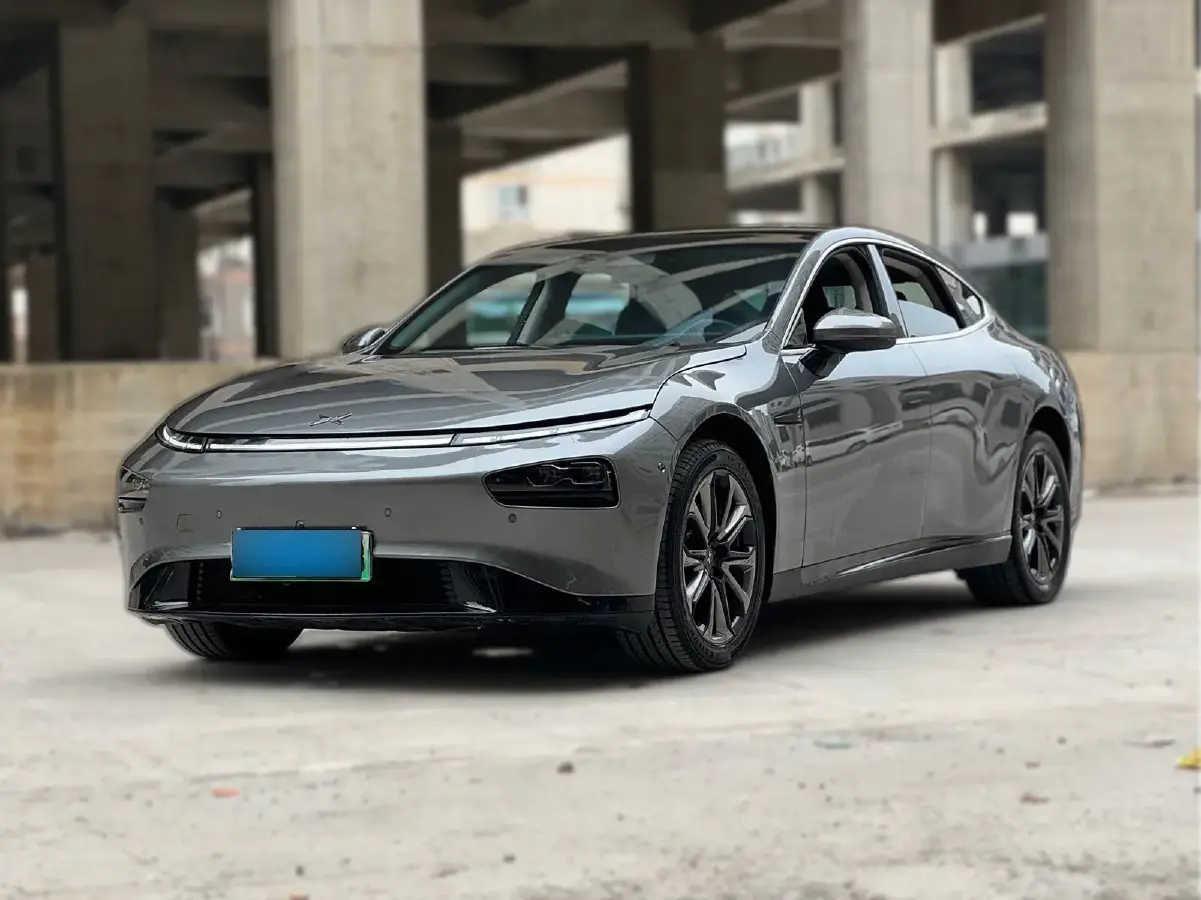 2022 Xpeng P7 BEV 77.9KWH