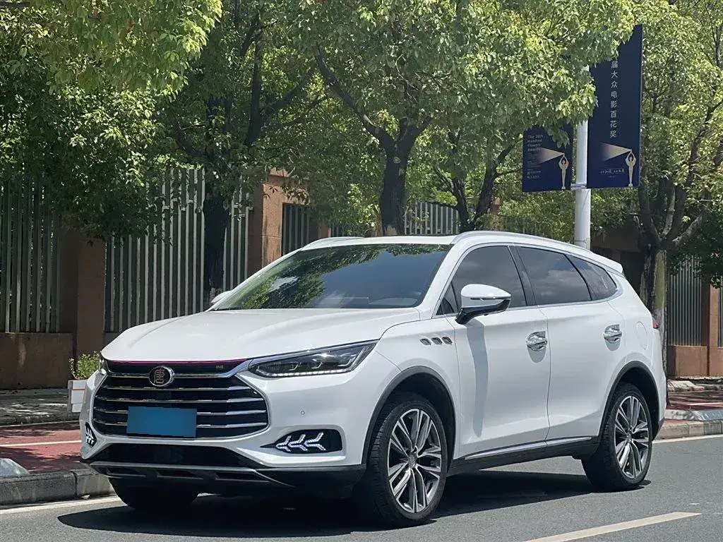 2018 BYD Tang 2.0T 205HP L4 6AT