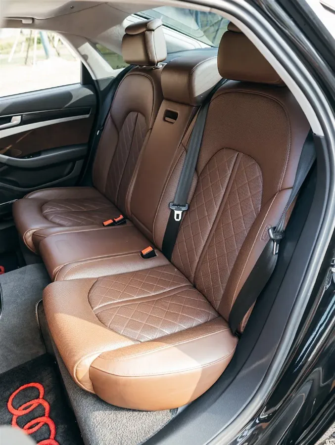 2016 Audi S8 4.0T 520HP V8 8AT,autocango,china used car exporter,china ev exporter,chinese used car exporter,chinese used ev exporter