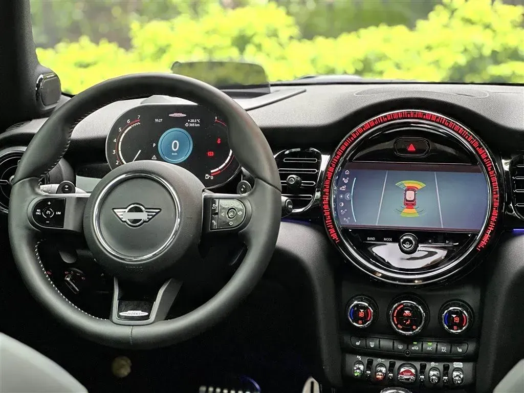 2023 MINI JCW COUNTRYMAN 2.0T 272HP L4 8AT,autocango,china used car exporter,china ev exporter,chinese used car exporter,chinese used ev exporter