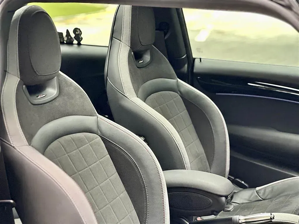 2023 MINI JCW COUNTRYMAN 2.0T 272HP L4 8AT,autocango,china used car exporter,china ev exporter,chinese used car exporter,chinese used ev exporter