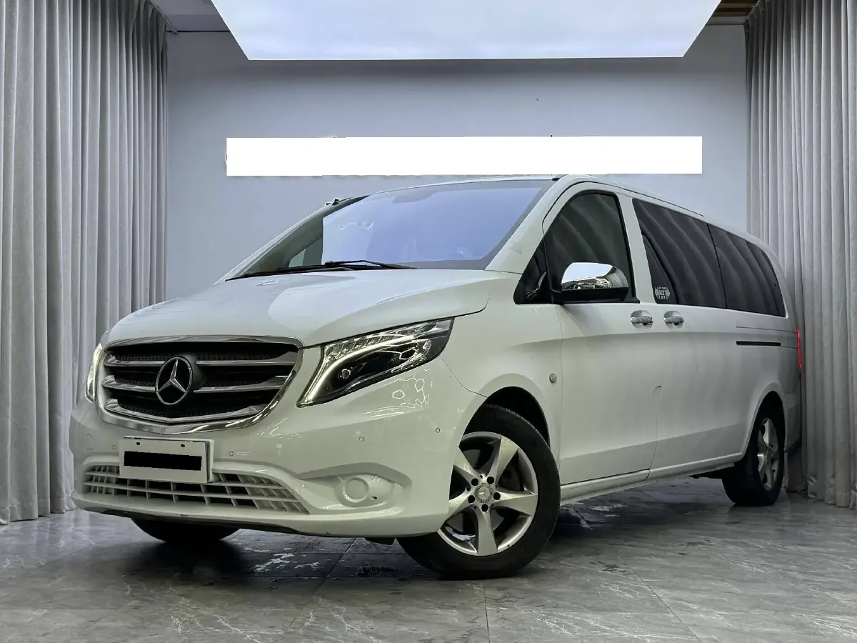 2016 Mercedes-Benz Vito 2.0T 211HP L4 7AT