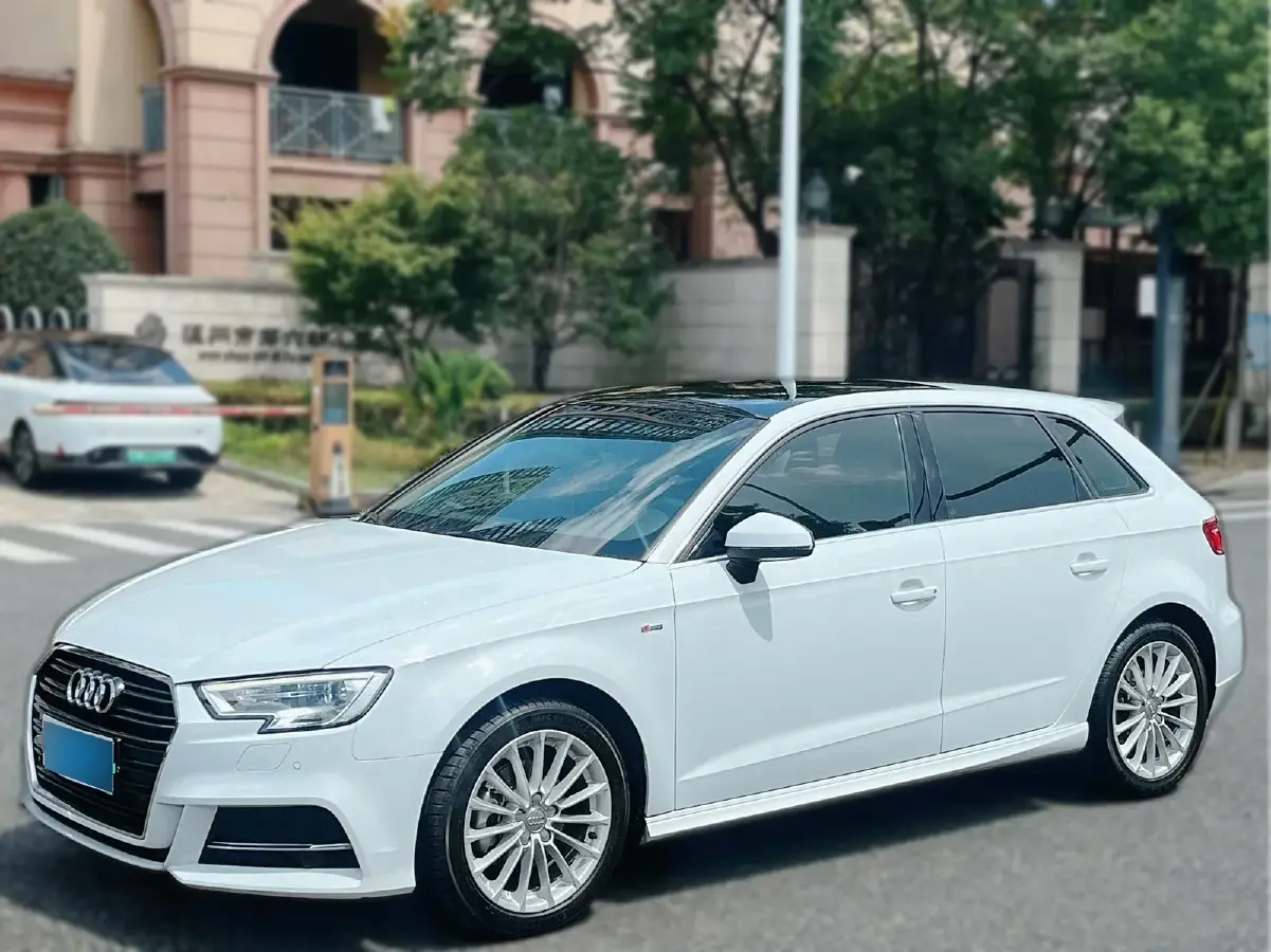 2017 Audi A3 1.4T 150HP L4 7DCT