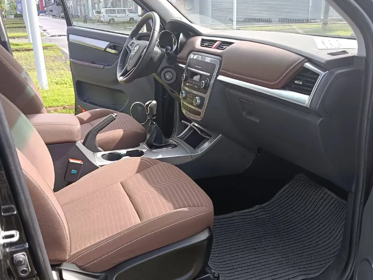 2020 JAC T8 2.0T 150HP L4 6MT,autocango,china used car exporter,china ev exporter,chinese used car exporter,chinese used ev exporter