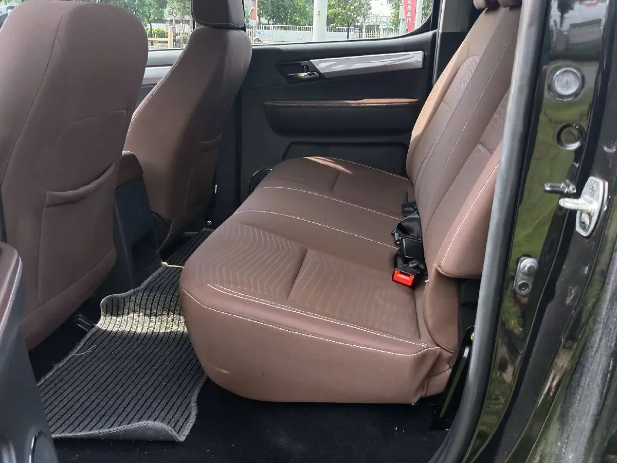 2020 JAC T8 2.0T 150HP L4 6MT,autocango,china used car exporter,china ev exporter,chinese used car exporter,chinese used ev exporter