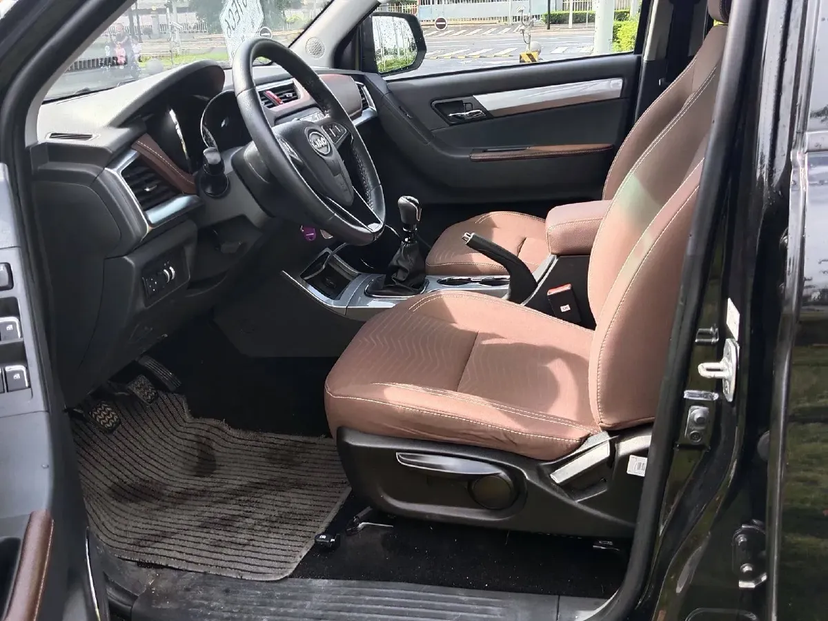 2020 JAC T8 2.0T 150HP L4 6MT,autocango,china used car exporter,china ev exporter,chinese used car exporter,chinese used ev exporter