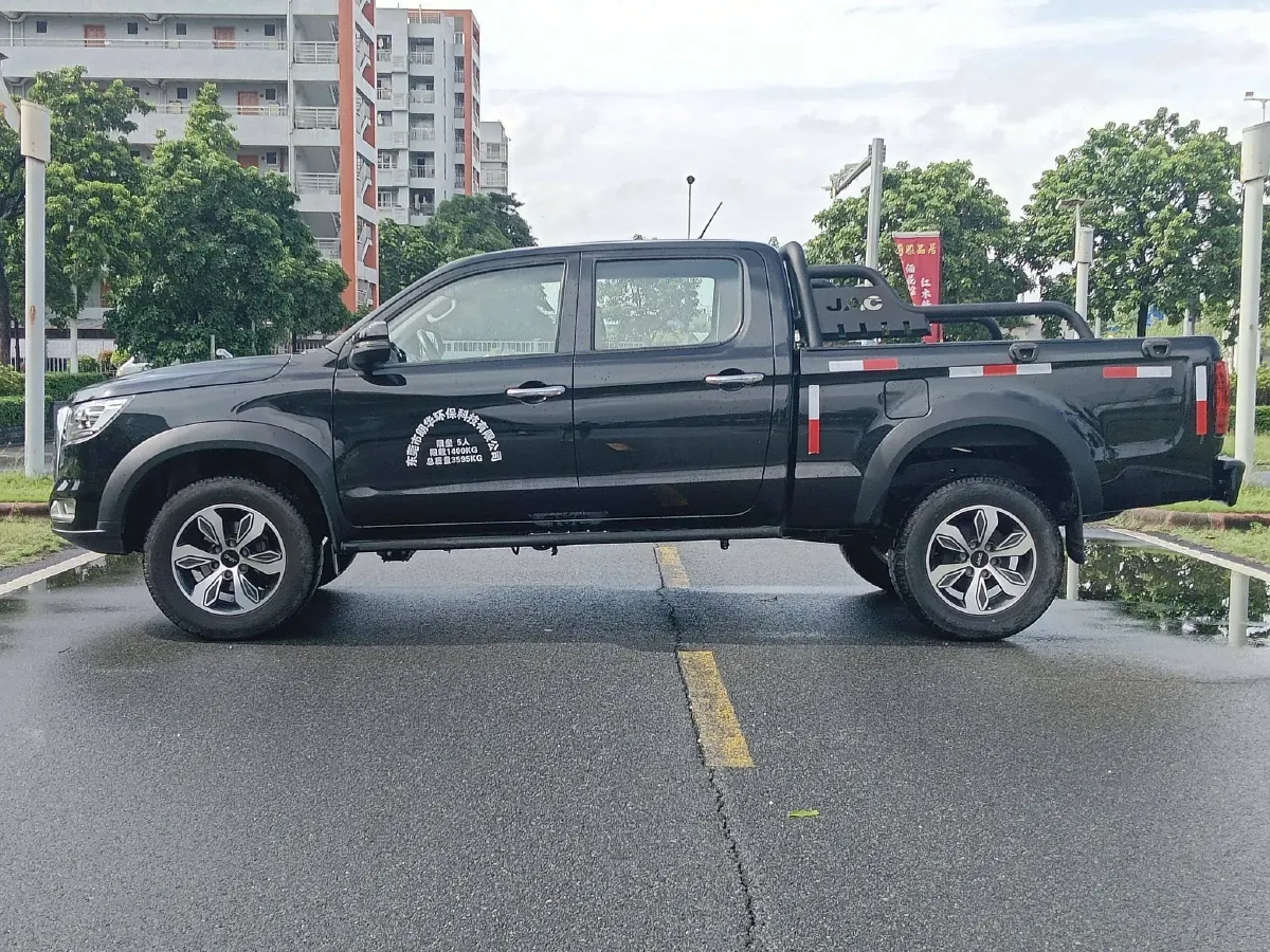 2020 JAC T8 2.0T 150HP L4 6MT,autocango,china used car exporter,china ev exporter,chinese used car exporter,chinese used ev exporter