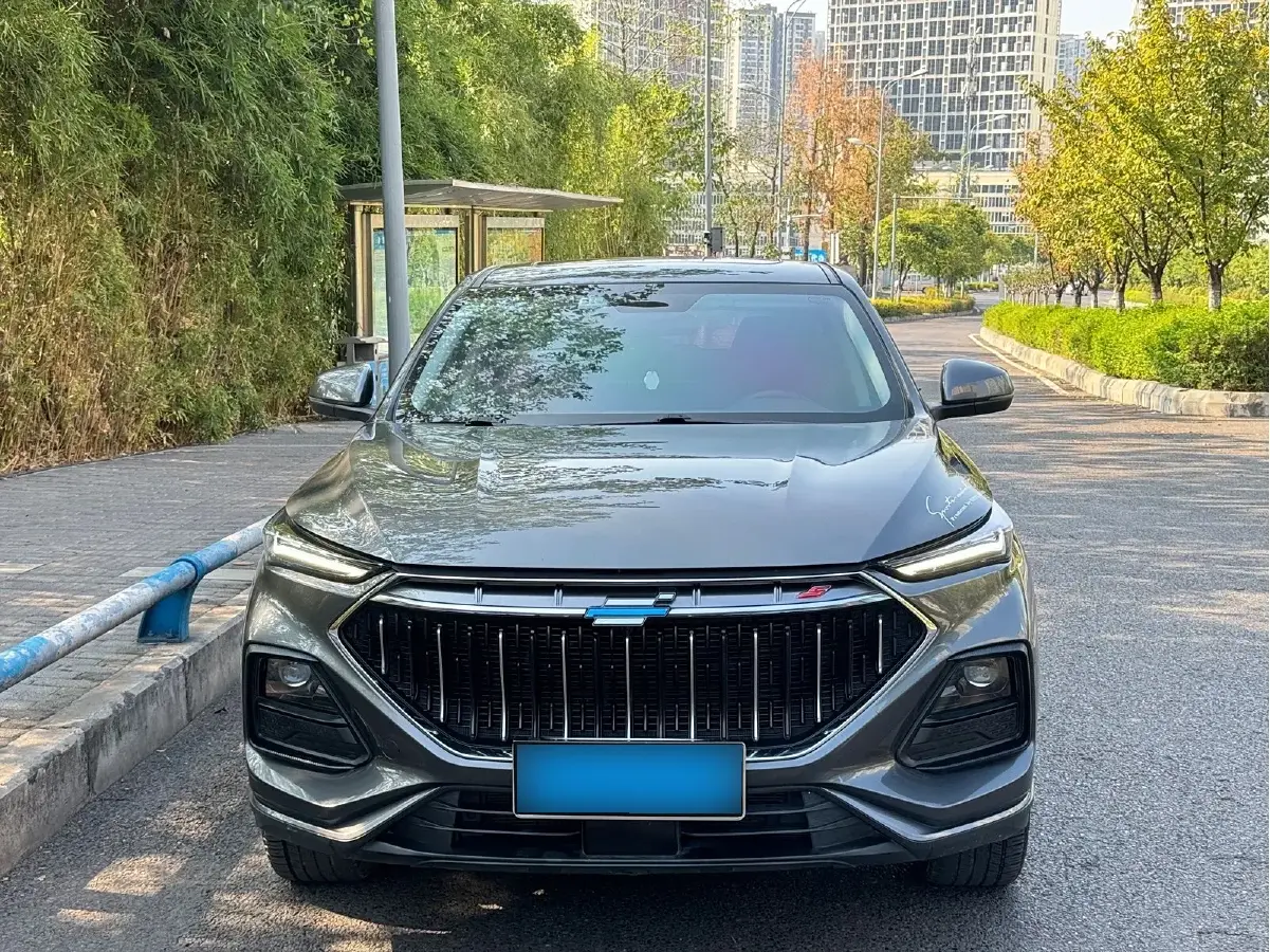 2021 ChangAn Oshan X5 1.5T 180HP L4 7DCT