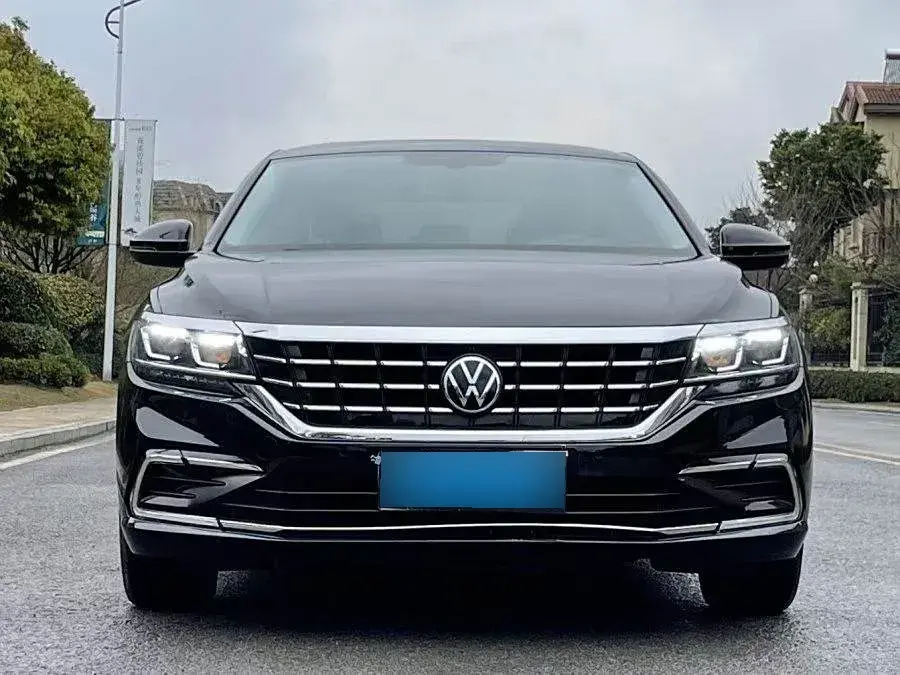 2019 Volkswagen Passat 1.4T 150HP L4 7DCT