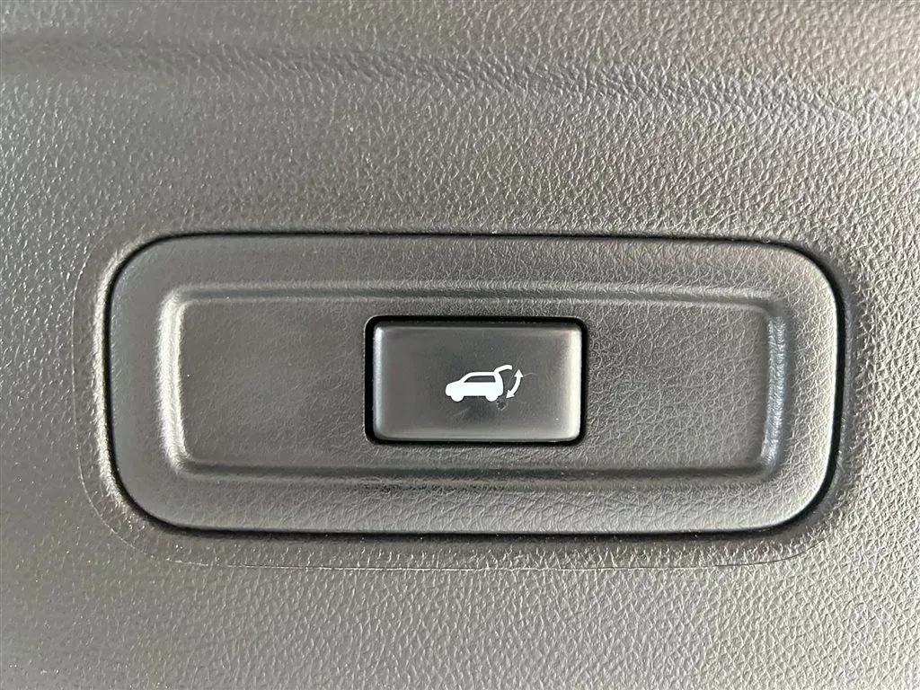 2015 Infiniti QX70 3.7L 351HP V6 7AT,autocango,china used car exporter,china ev exporter,chinese used car exporter,chinese used ev exporter