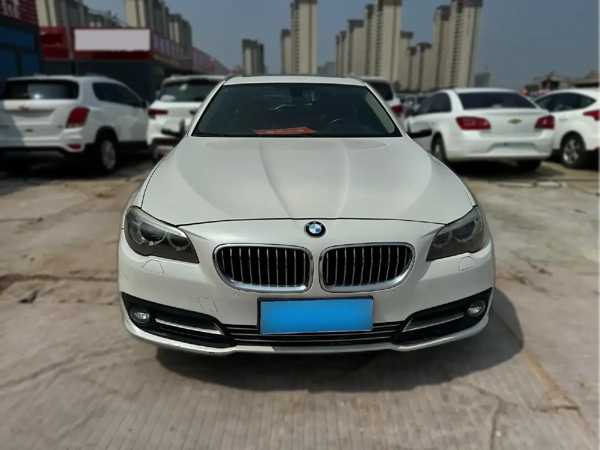 2014 BMW 5 Series 2.0T 184HP L4 8AT