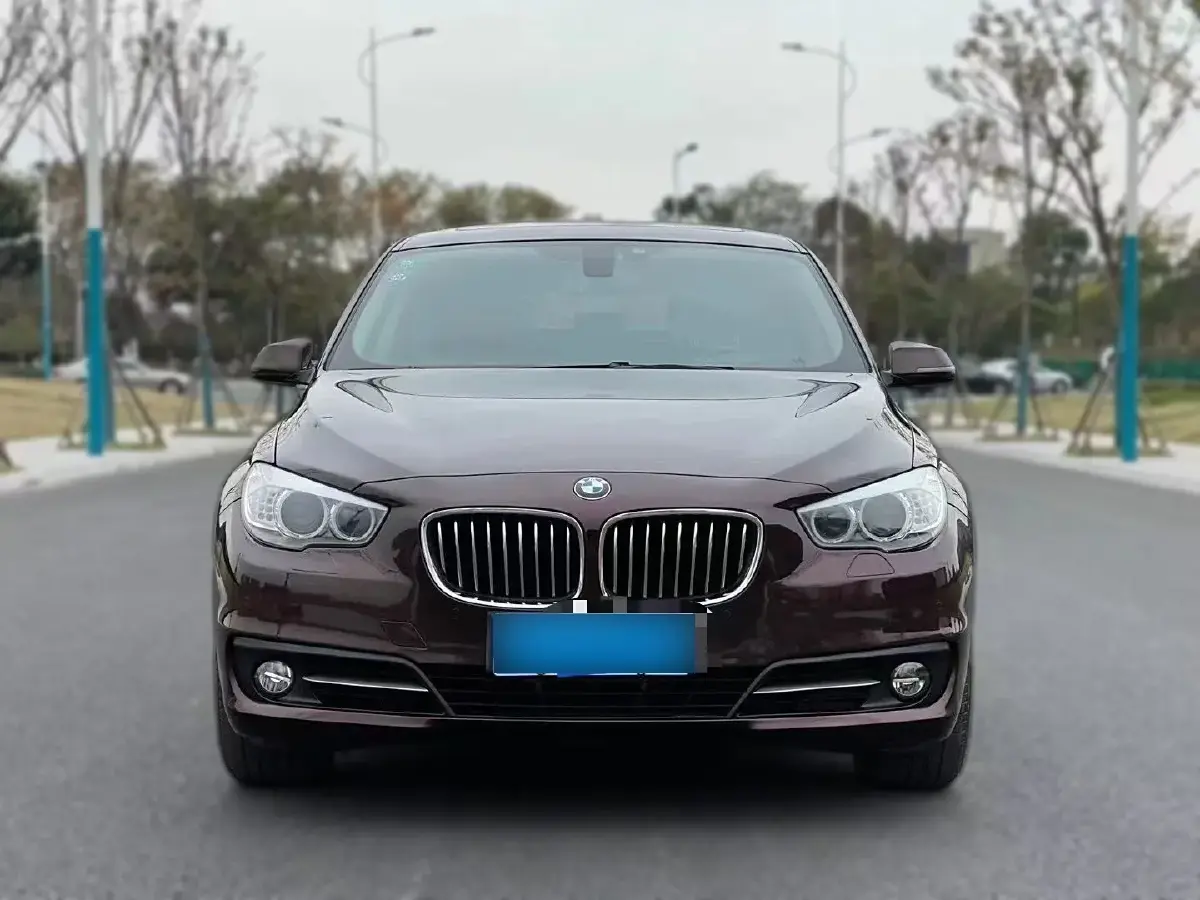 2014 BMW 5 Series GT 2.0T 245HP L4 8AT