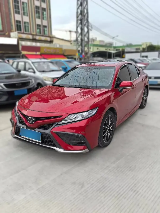 2022 Toyota Camry 2.5L 209HP L4 8AT