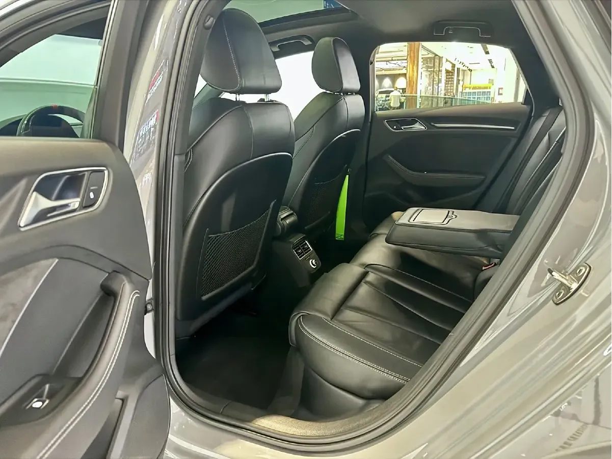 2017 Audi RS 3 2.5T 400HP L5 7DCT,autocango,china used car exporter,china ev exporter,chinese used car exporter,chinese used ev exporter