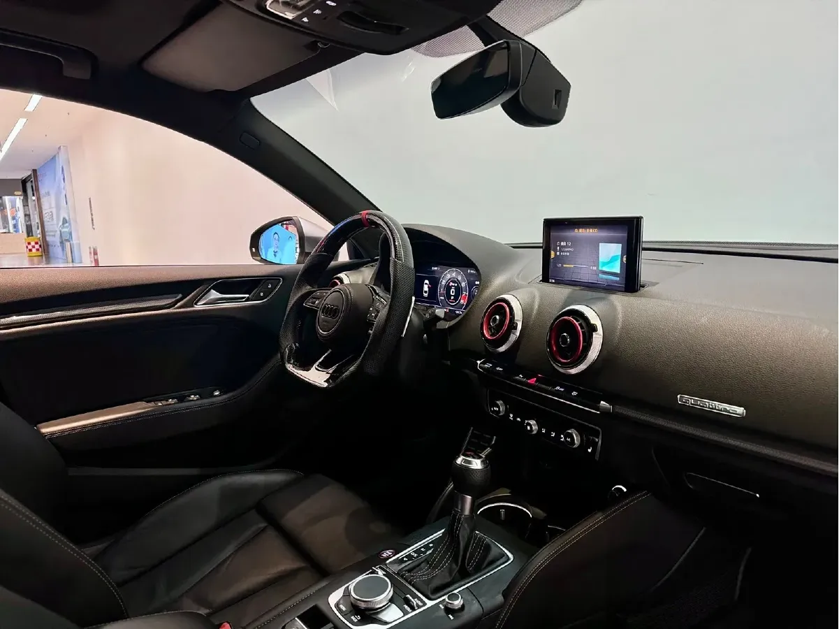 2017 Audi RS 3 2.5T 400HP L5 7DCT,autocango,china used car exporter,china ev exporter,chinese used car exporter,chinese used ev exporter