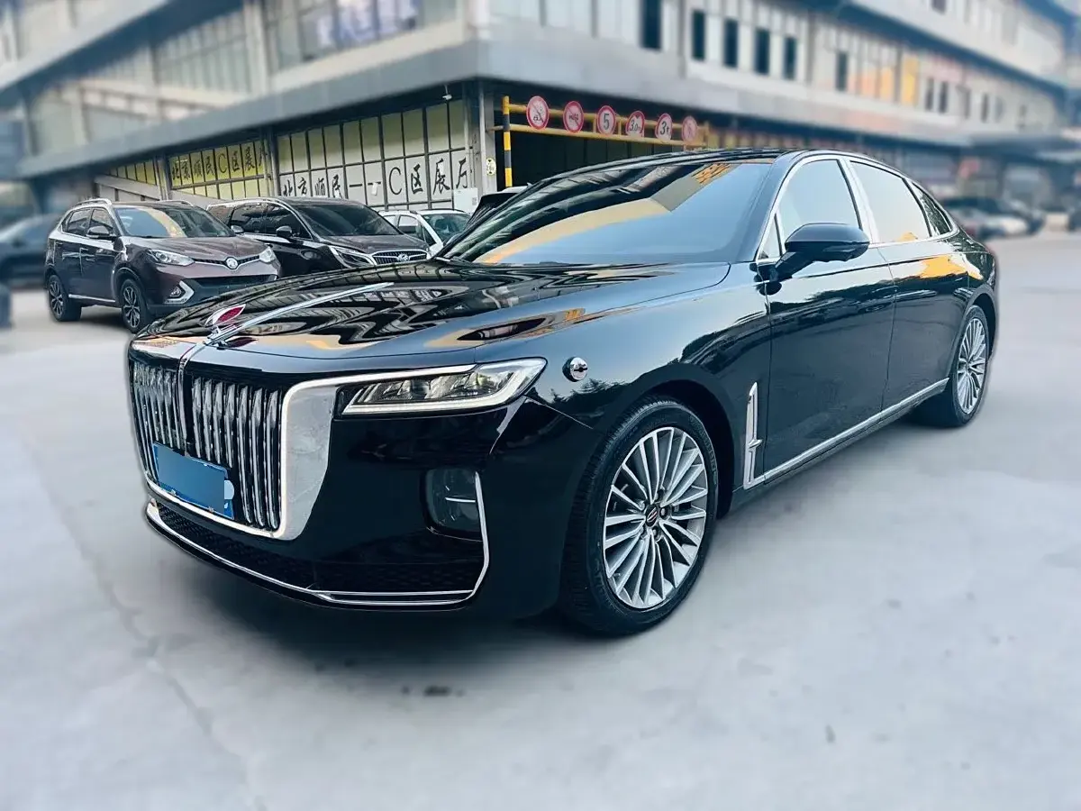 2020 HongQi H9 2.0T 252HP L4 7DCT