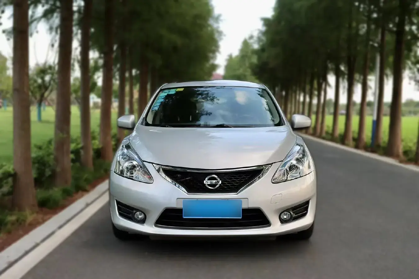2011 Nissan Tiida 1.6T 190HP L4 6MT