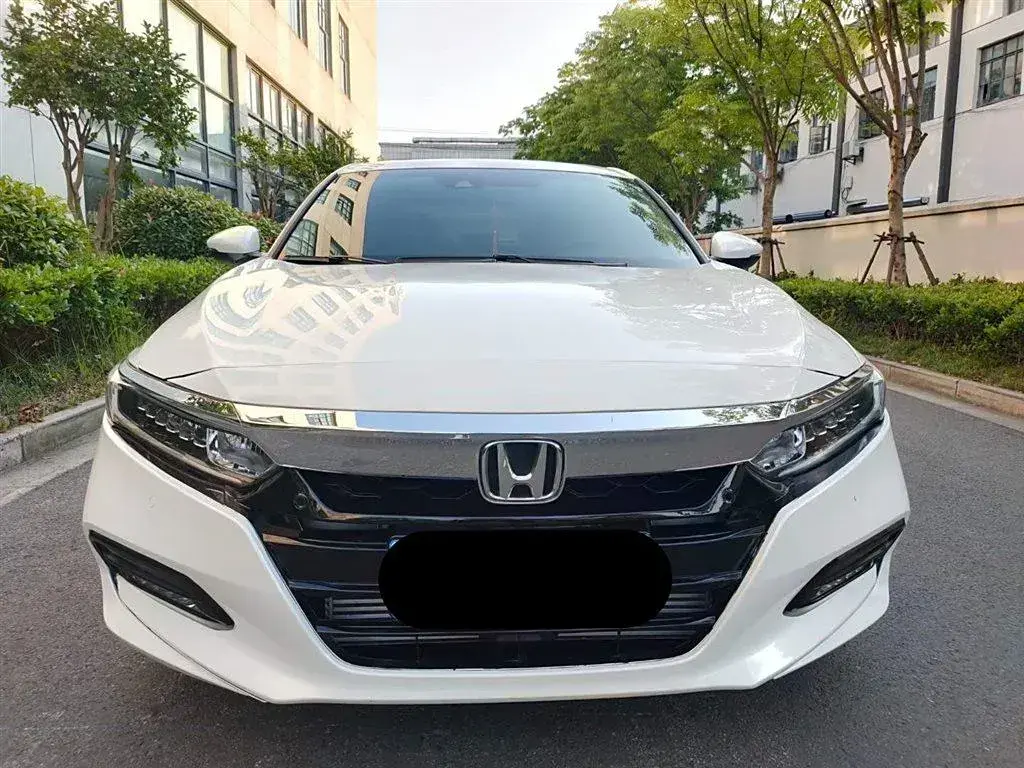 2018 Honda Accord 1.5T 194HP L4 CVT