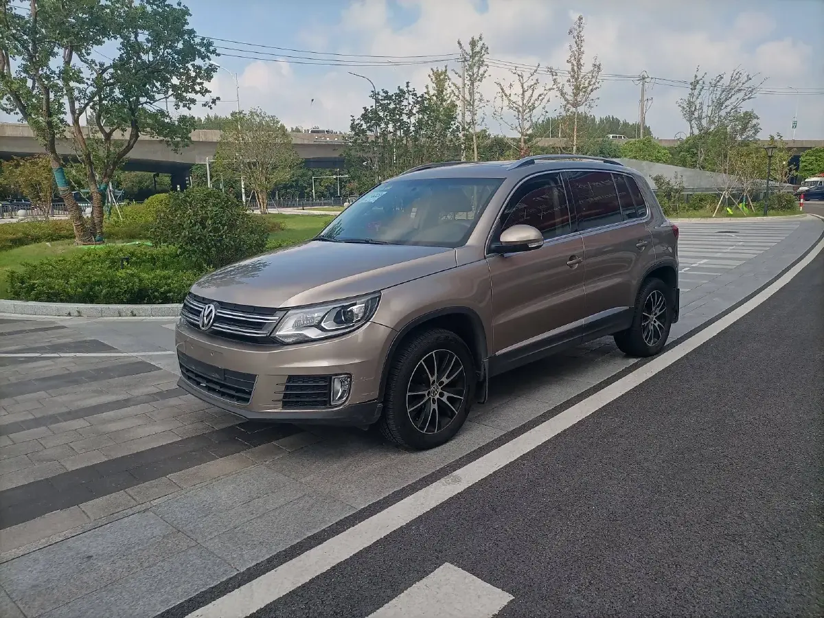 2013 Volkswagen Tiguan 1.8T 160HP L4 6AT