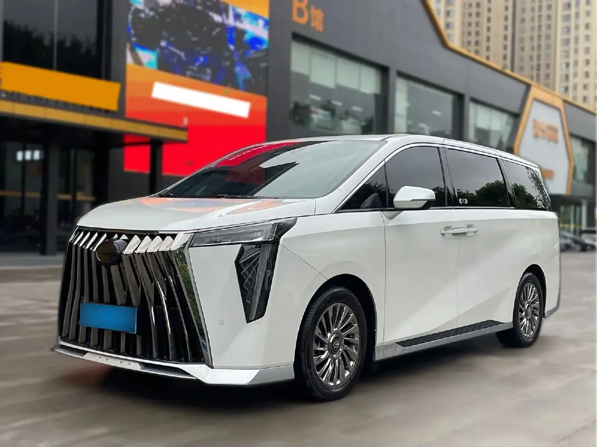 2023 GAC Trumpchi M8 2.0T 252HP L4 8AT