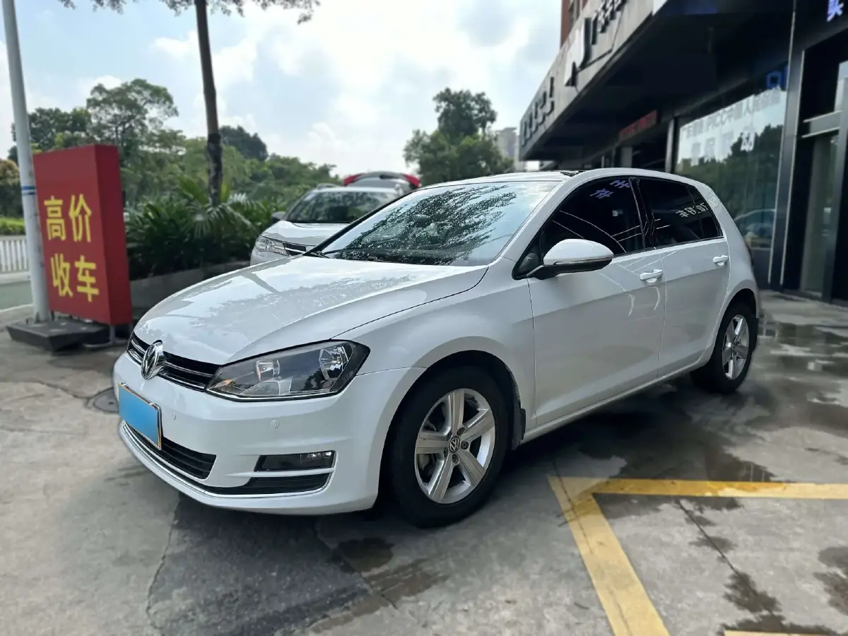 2015 Volkswagen Golf 1.4T 131HP L4 7DCT