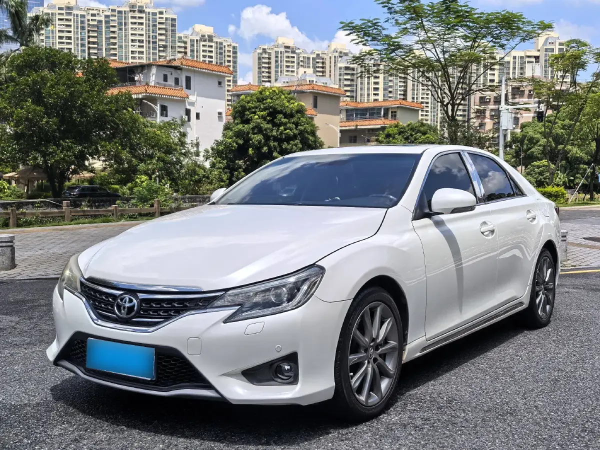 2013 Toyota Reiz 2.5L 193HP V6 6AT