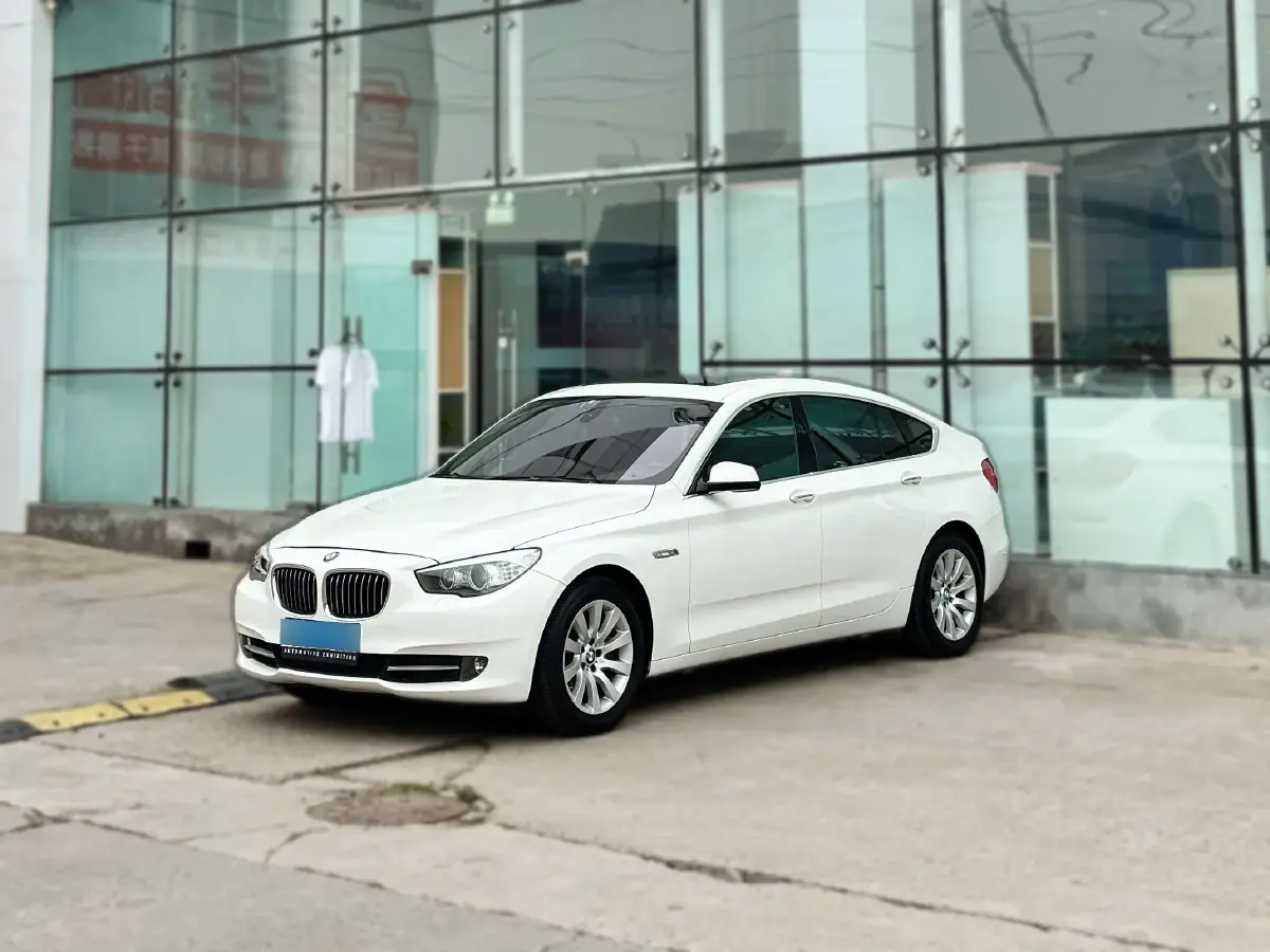 2010 BMW 5 Series GT 3.0T 306HP L6 8AT