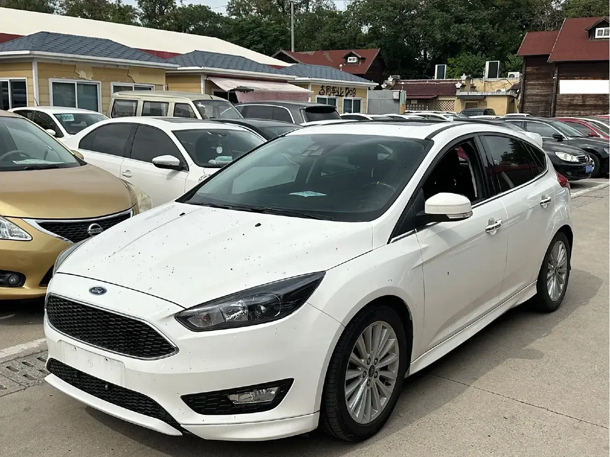 2017 Ford Focus 1.5T 181HP L4 6AT