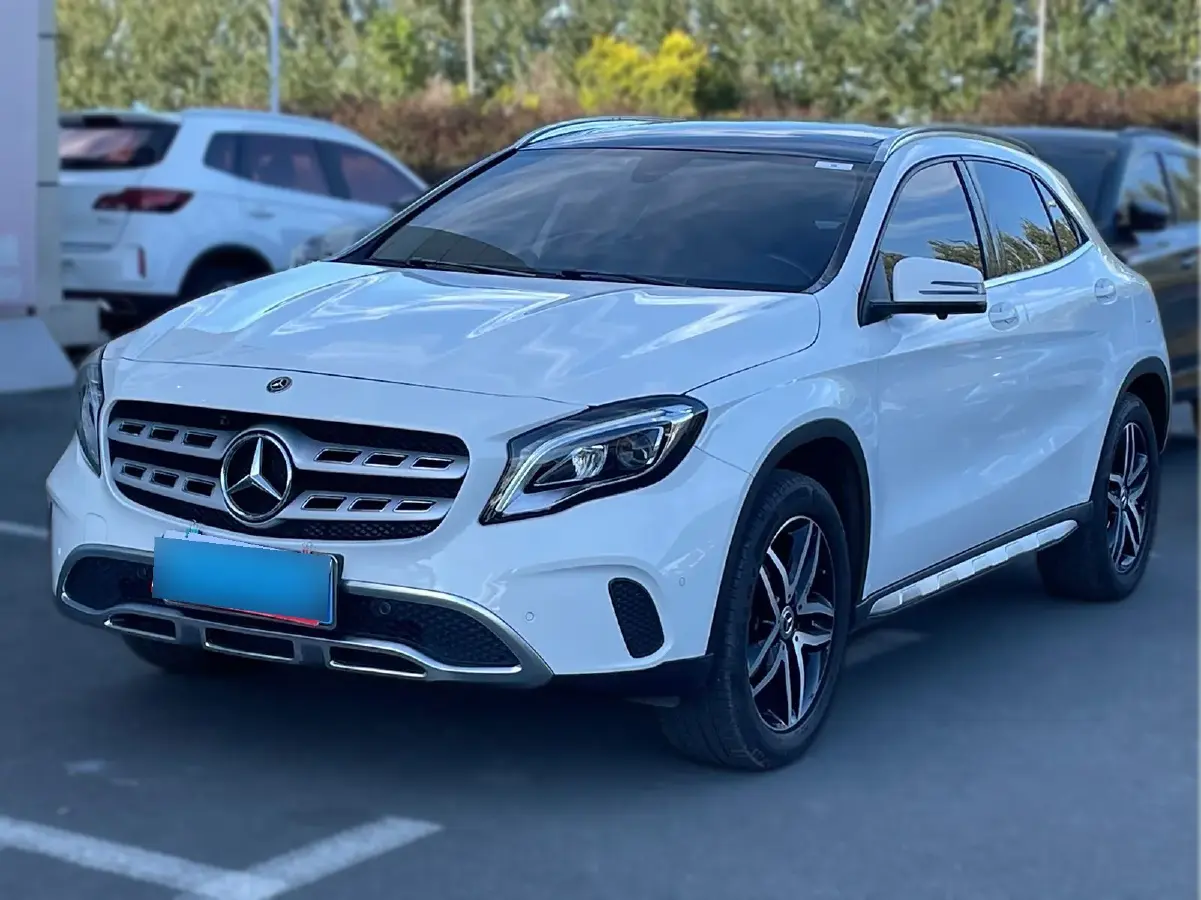 2017 Mercedes-Benz GLA Class 1.6T 156HP L4 7DCT