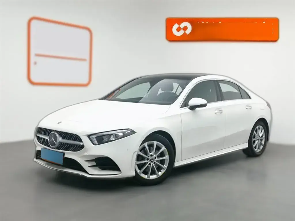 2019 Mercedes-Benz A Class 1.3T 163HP L4 7DCT