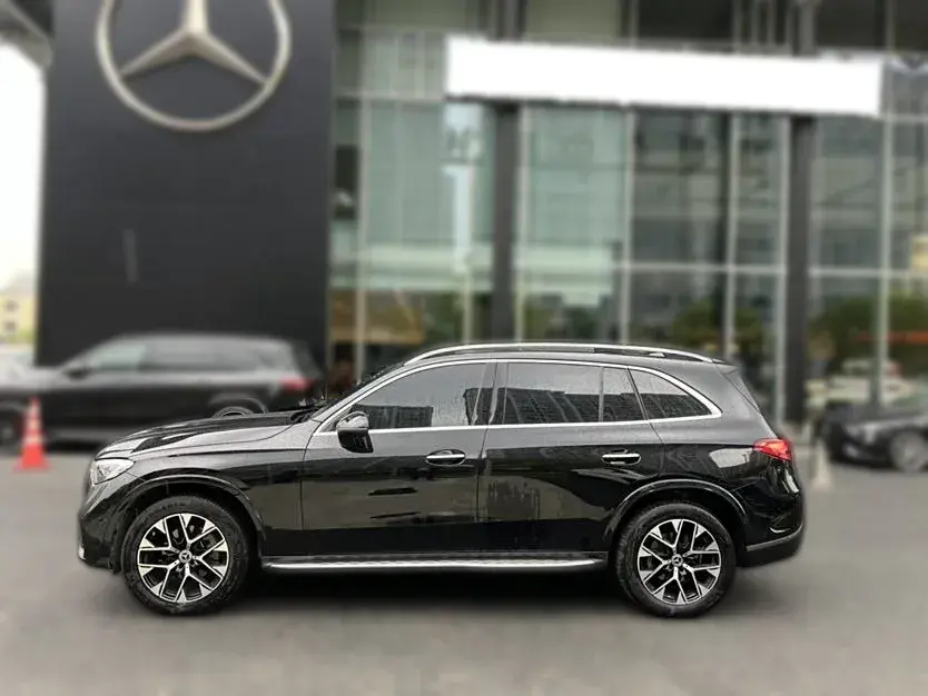 2023 Mercedes-Benz GLC Class 2.0T 258HP L4 9AT