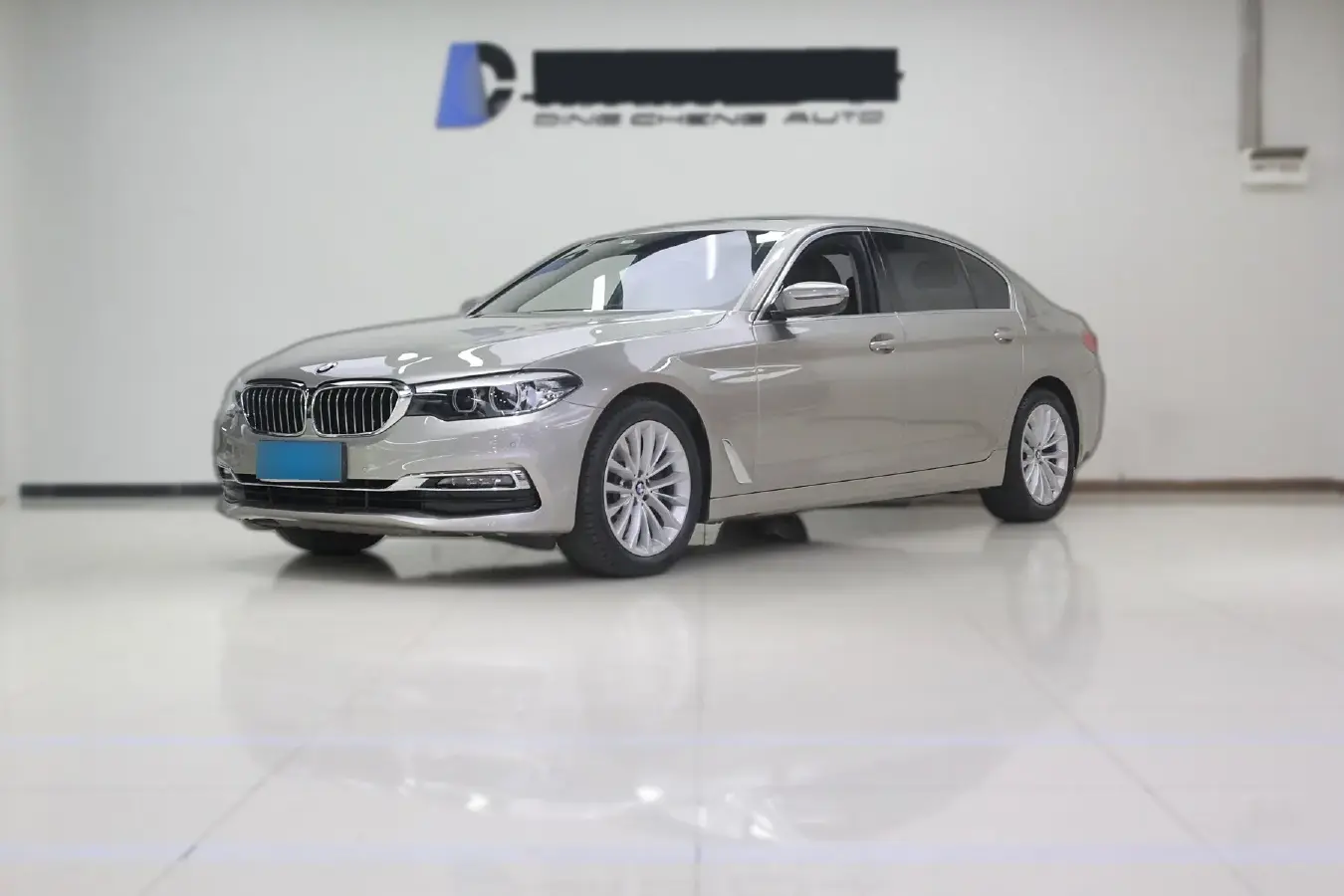 2019 BMW 5 Series 2.0T 184HP L4 8AT