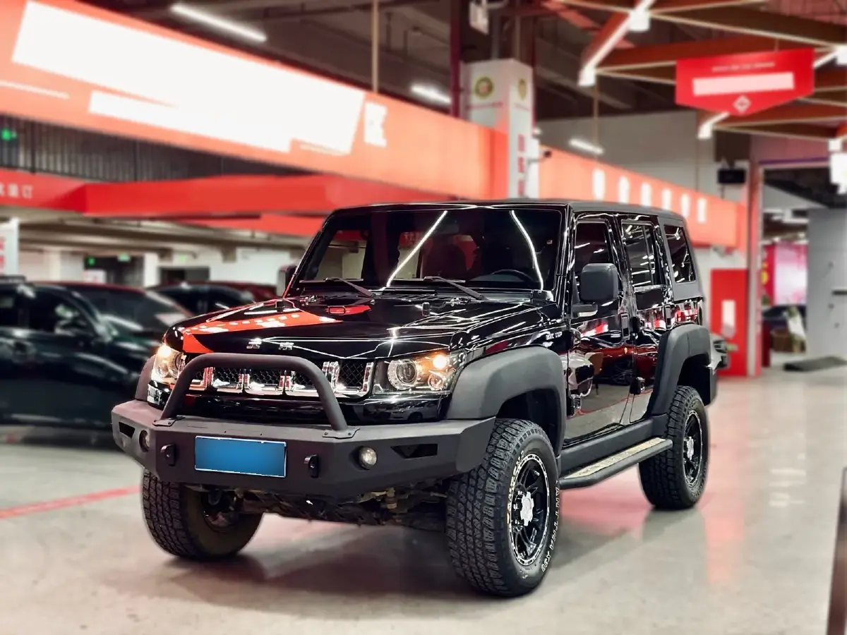 2016 BeiJing BJ40 2.3T 250HP L4 6AT