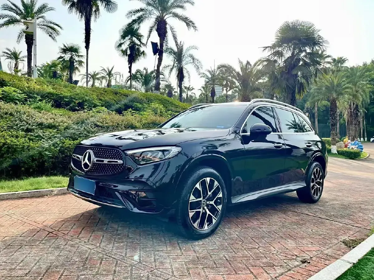 2023 Mercedes-Benz GLC Class 2.0T 204HP L4 9AT