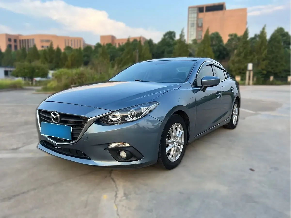 2014 Mazda 3 Axela 1.5L 117HP L4 6AT
