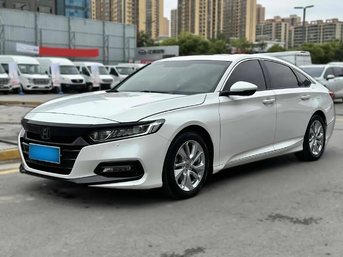 2018 Honda Accord 1.5T 194HP L4 CVT