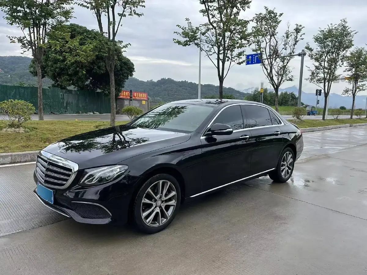 2017 Mercedes-Benz E Class 2.0T 184HP L4 9AT