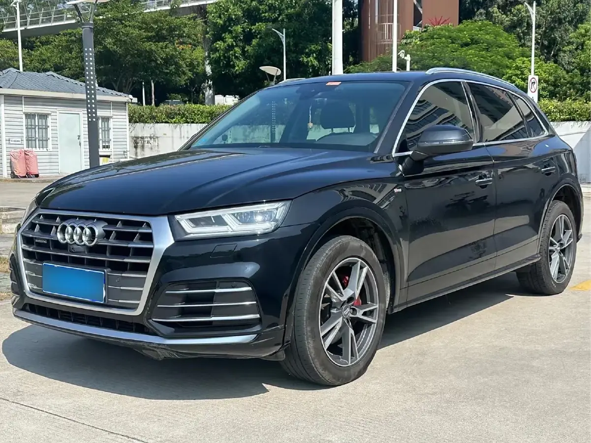 2020 Audi Q5L 2.0T 252HP L4 7DCT