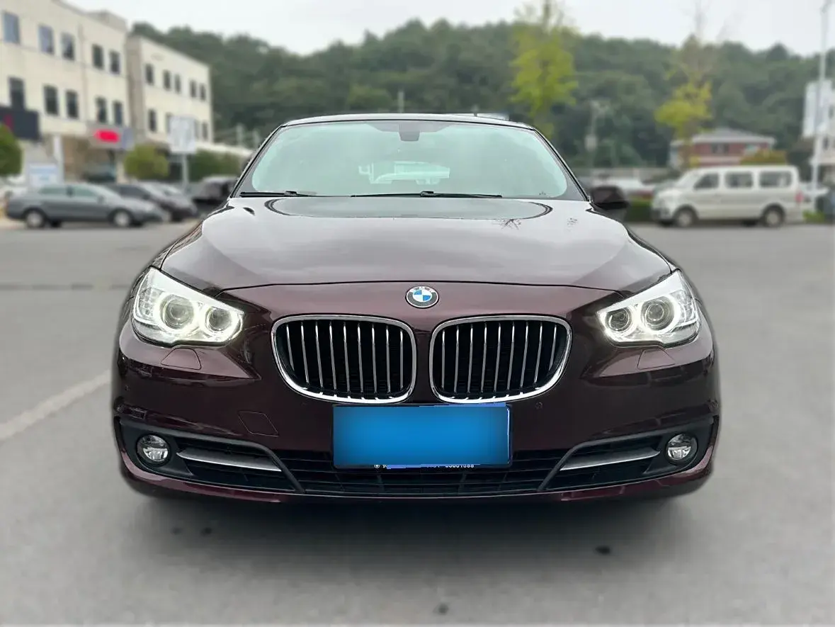 2015 BMW 5 Series GT 2.0T 245HP L4 8AT