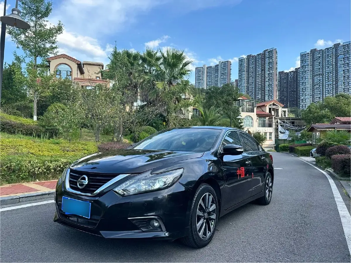 2016 Nissan Teana 2.5L 186HP L4 CVT