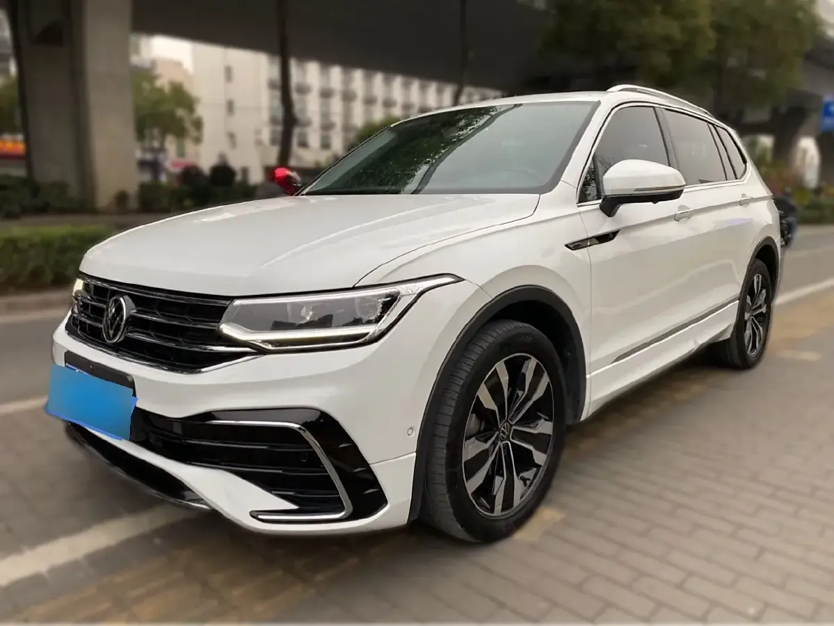 2022 Volkswagen Tiguan L 2.0T 186HP L4 7DCT