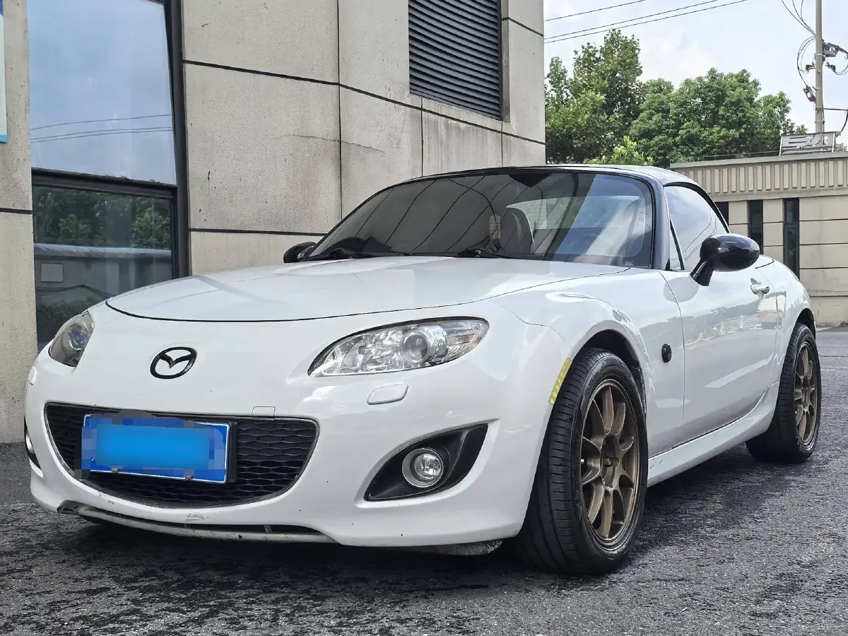 2009 Mazda MX-5 2.0L 160HP L4 6AT