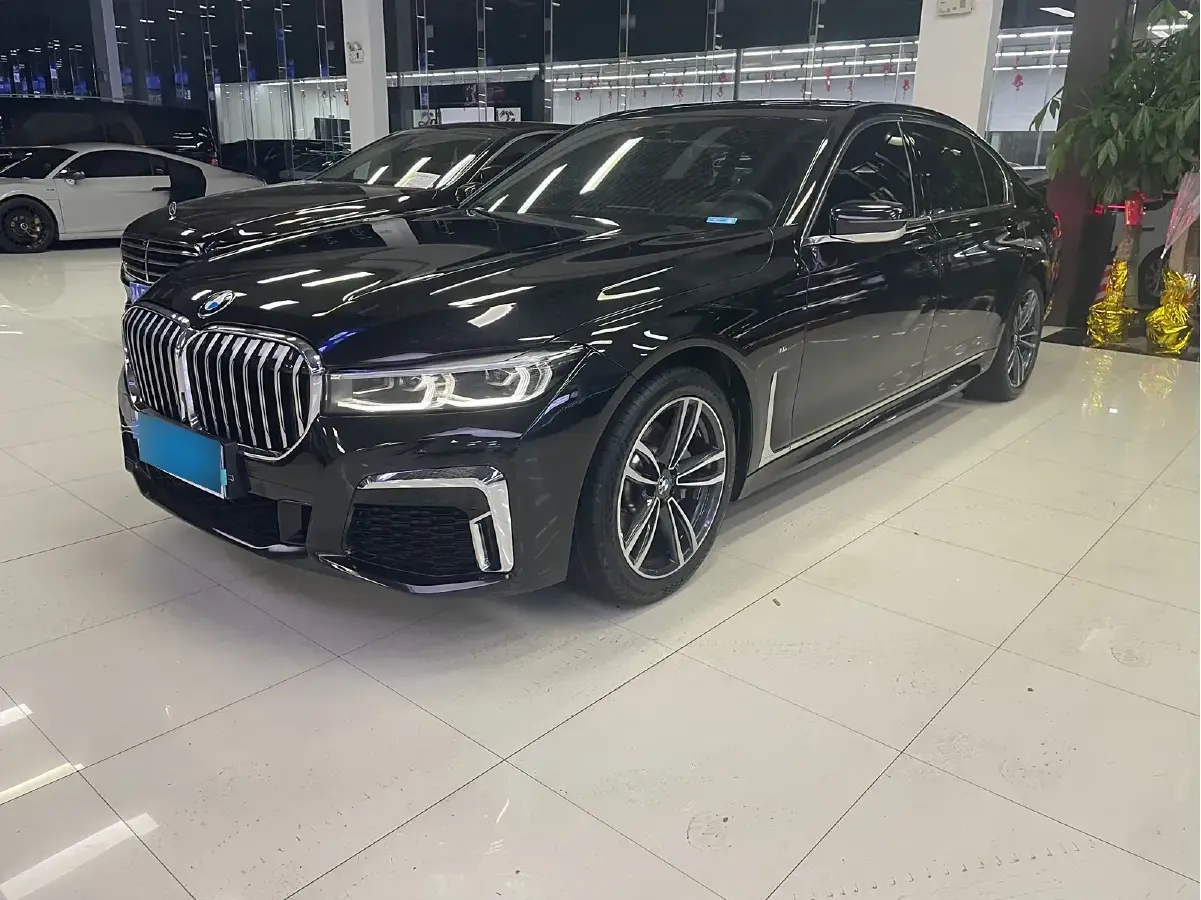 2019 BMW 7 Series 2.0T 265HP L4 8AT
