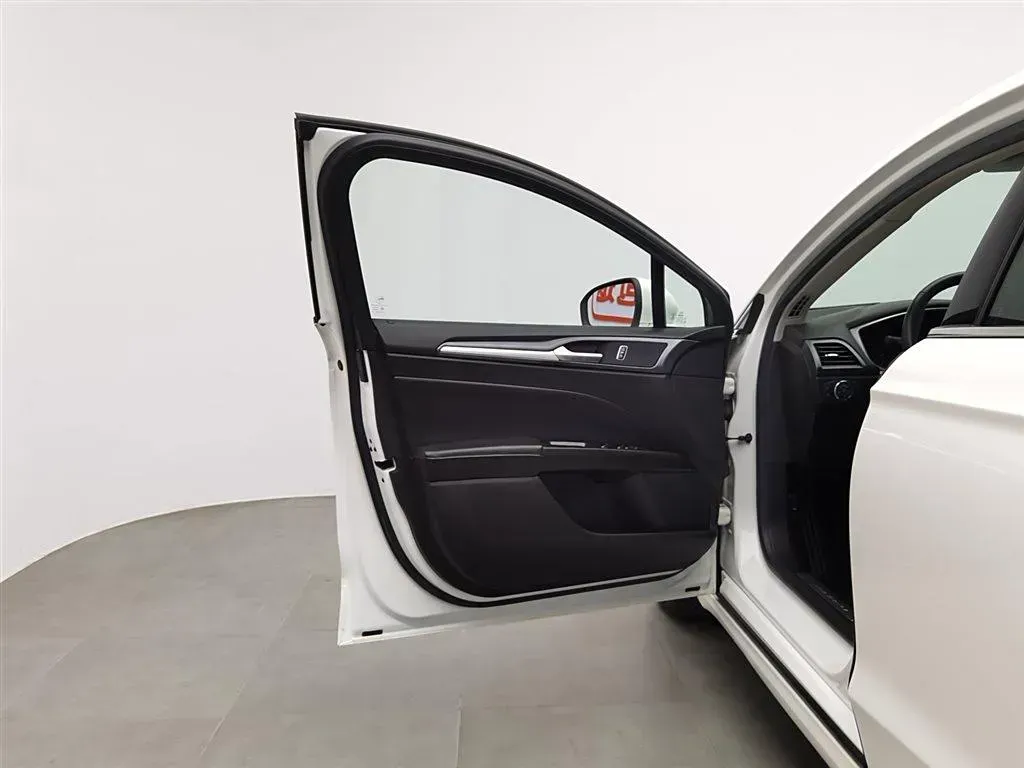 2013 Ford Mondeo 1.5T 181HP L4 6AT,autocango,china used car exporter,china ev exporter,chinese used car exporter,chinese used ev exporter