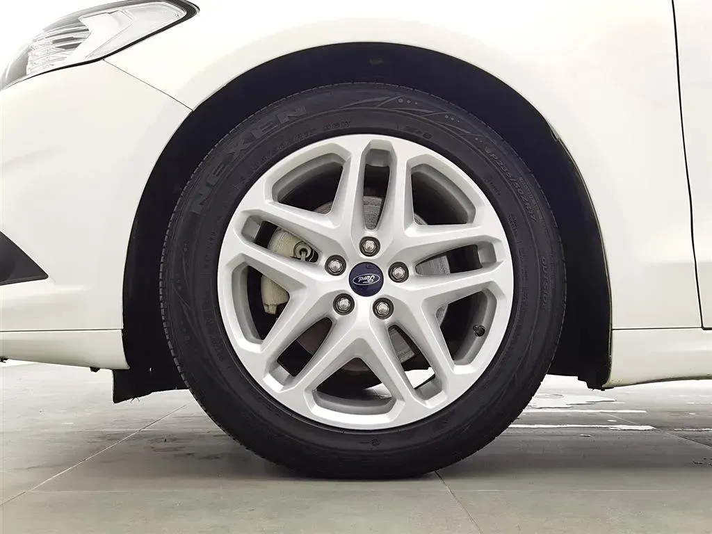 2013 Ford Mondeo 1.5T 181HP L4 6AT,autocango,china used car exporter,china ev exporter,chinese used car exporter,chinese used ev exporter