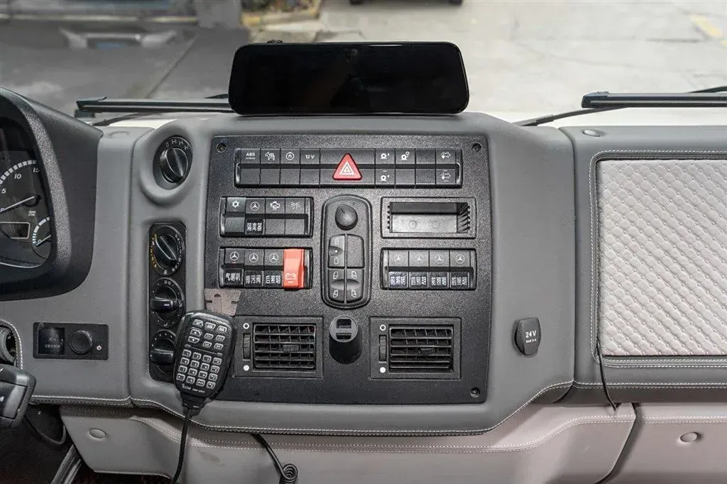 2021 MAXUS V80 RV 2.0T 139HP L4 6AMT,autocango,china used car exporter,china ev exporter,chinese used car exporter,chinese used ev exporter