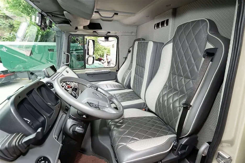 2021 MAXUS V80 RV 2.0T 139HP L4 6AMT,autocango,china used car exporter,china ev exporter,chinese used car exporter,chinese used ev exporter